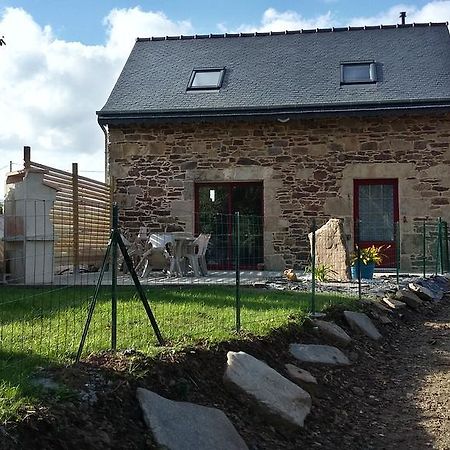 Gite La Chouette Bégard Exteriör bild